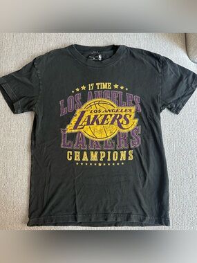 Abercrombie Lakers Tee
